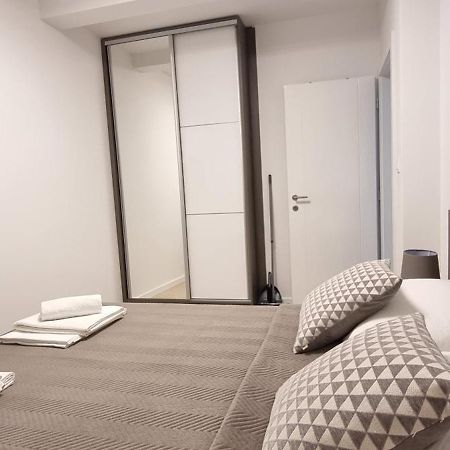 Nova Excellence Apartment โนวาลยา ภายนอก รูปภาพ