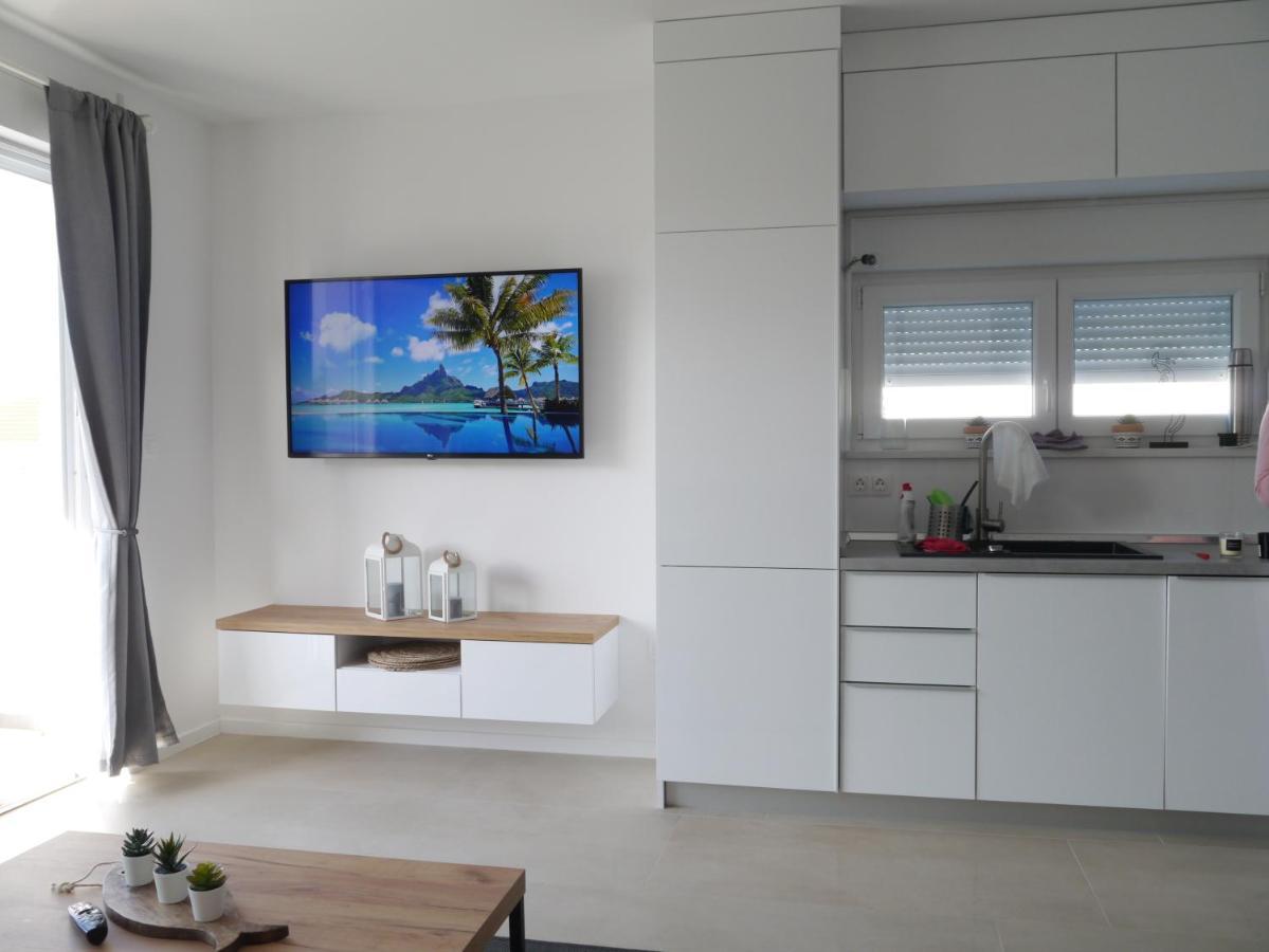 Nova Excellence Apartment โนวาลยา ภายนอก รูปภาพ