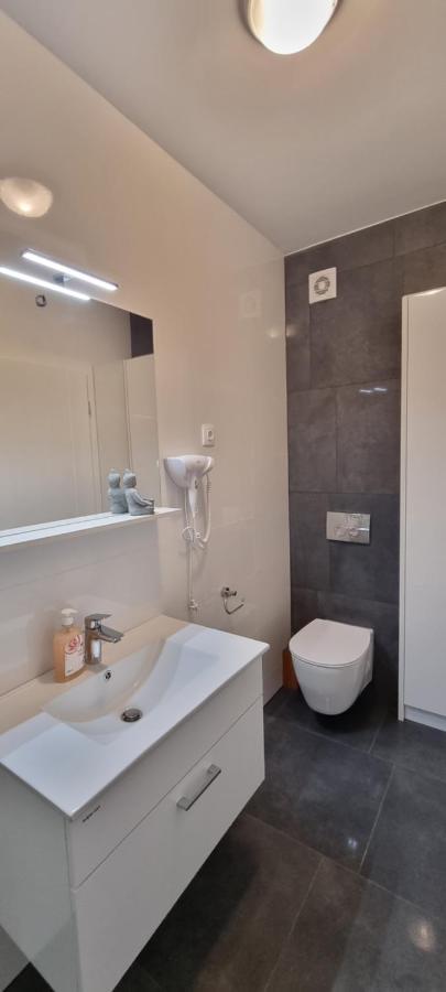 Nova Excellence Apartment โนวาลยา ภายนอก รูปภาพ